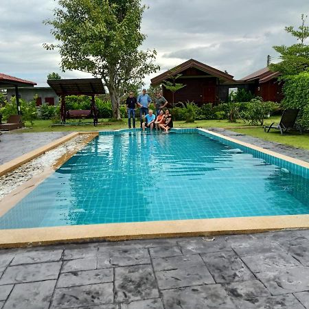 Отель Relax Garden House Чиангмай Экстерьер фото
