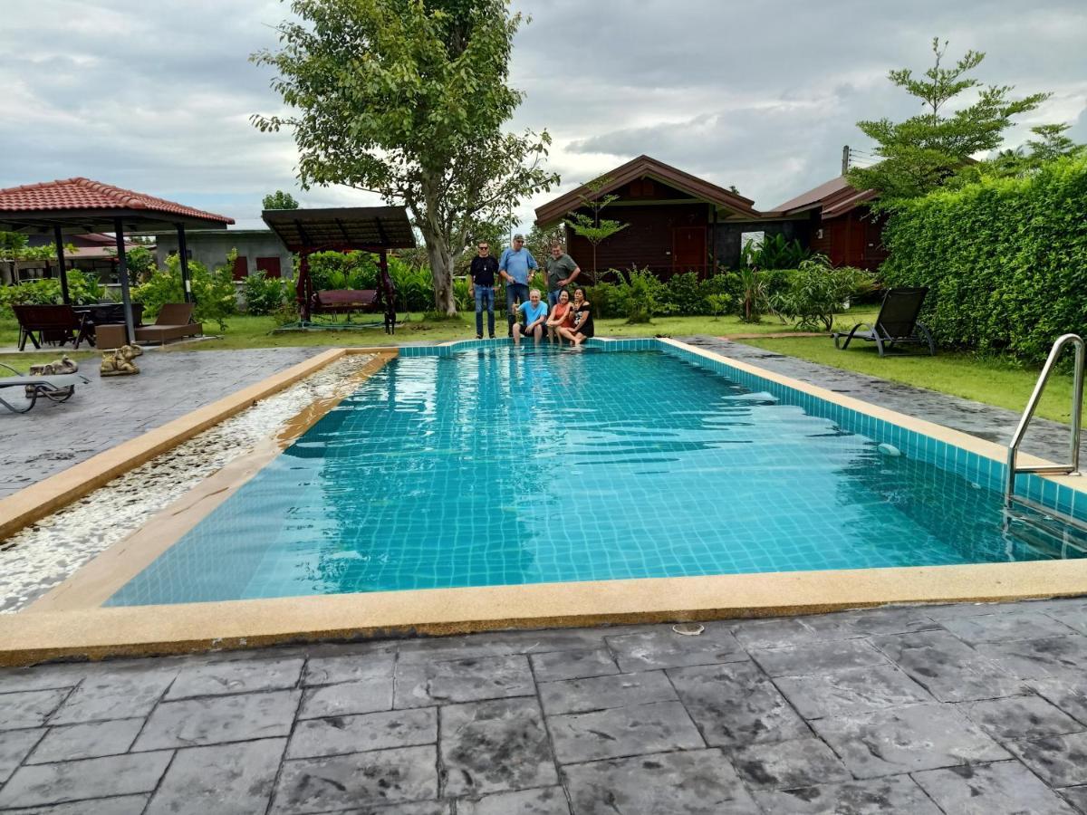 Отель Relax Garden House Чиангмай Экстерьер фото