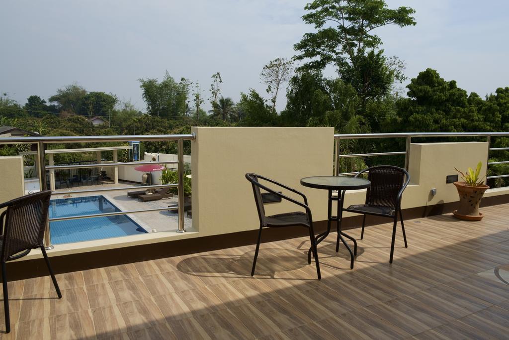 Отель Relax Garden House Чиангмай Экстерьер фото