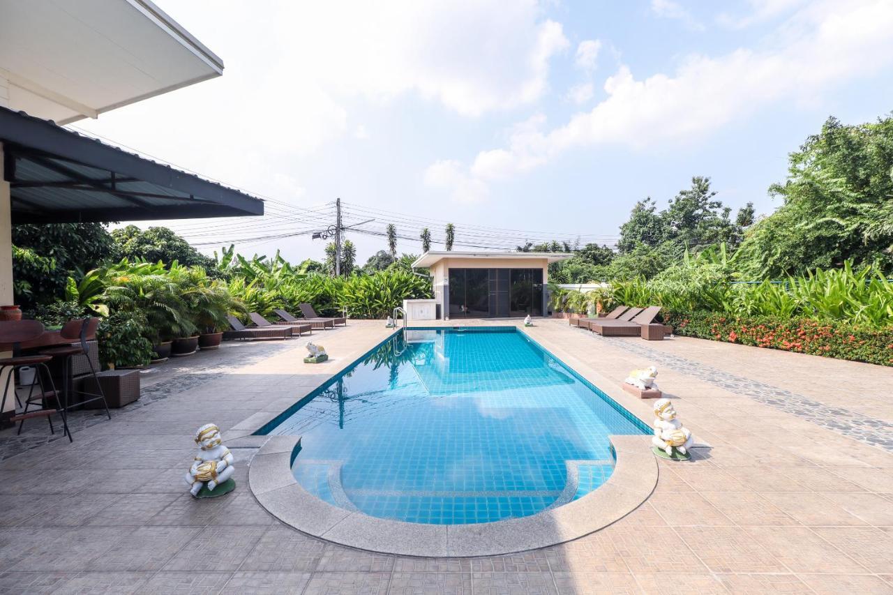 Отель Relax Garden House Чиангмай Экстерьер фото